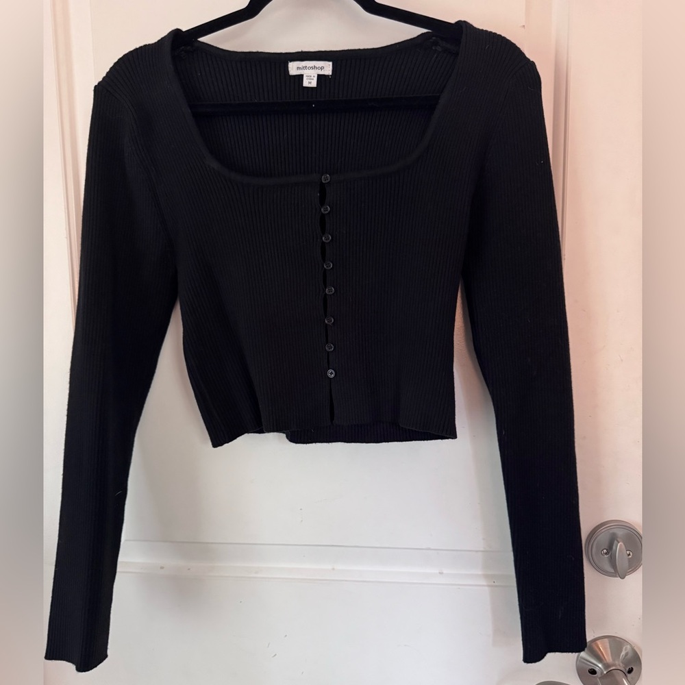 Mittoshop Black Button Cropped Sweater